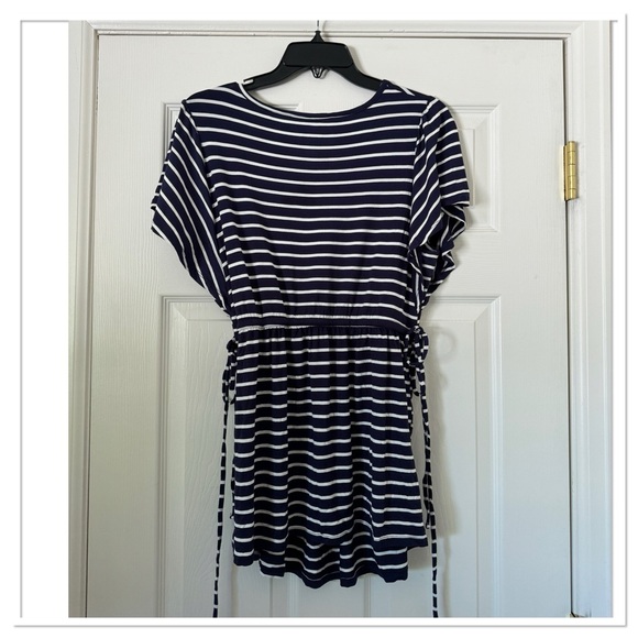 Women’s Flutter Short Sleeve Tie Waist Maternity Top Isabel Maternity by Ingrid - Picture 3 of 4